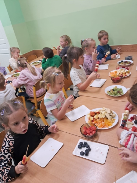Szaszłyki owocowe Pszczółek 