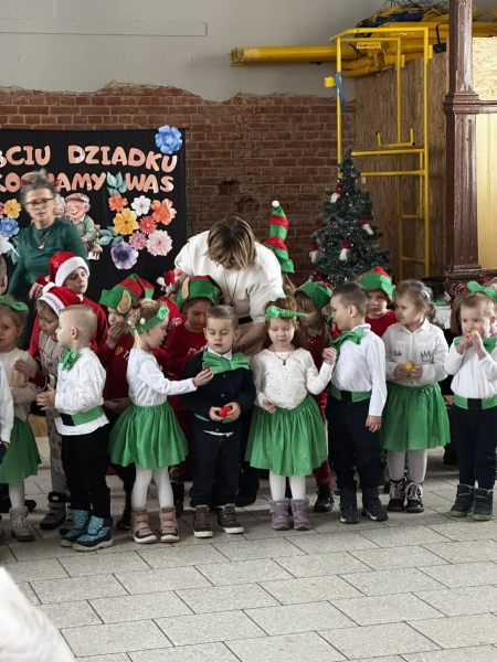 Dzień Babci i Dziadka w Trzeboszu 