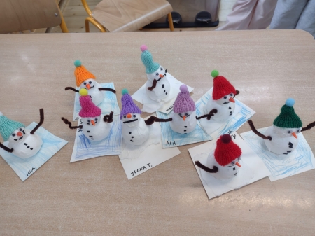 Bałwanki w wykonaniu Sówek